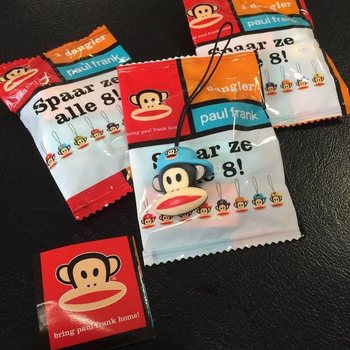 SZUPER OLCS&Oacute; | Paul Frank kulcstart&oacute; / f&uuml;ggő meglepet&eacute;s tasakban (100 db)