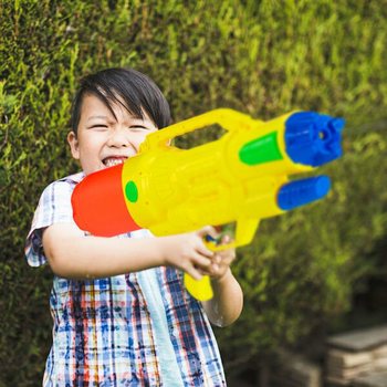 XXL V&Iacute;ZIPISZTOLY - SUPER SOAKER V&Iacute;ZIPISZTOLY - M&Eacute;RET: 63.5 x 10 x 26 CM - DUPLA L&Ouml;V&Eacute;SES V&Iacute;ZIPISZTOLY (1 db)