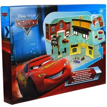DISNEY CARS - MEGA NAGY FA K&Eacute;SZLET "K&Eacute;SZ&Iacute;TSD EL SAJ&Aacute;T CARS SZETTED"
