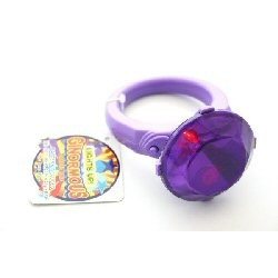 Nagy Bling Bling Vil&aacute;g&iacute;t&oacute; Gyűrűs Kark&ouml;tő (12 db)