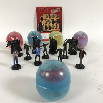 MEGLEPET&Eacute;STOJ&Aacute;SOK - MIX HARRY POTTER FIGUR&Aacute;K KAPSZUL&Aacute;BAN (100 db)