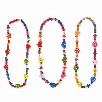 F&aacute;b&oacute;l k&eacute;sz&uuml;lt gyerek nyakl&aacute;nc display-ben (48 db)