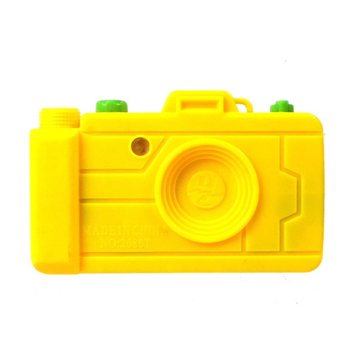 F&eacute;nyk&eacute;pezőg&eacute;p alak&uacute; v&iacute;zi j&aacute;t&eacute;k (24 db)