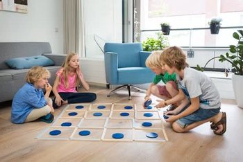 BS DOTS Fa Strat&eacute;giai J&aacute;t&eacute;k - K&uuml;lt&eacute;ri J&aacute;t&eacute;k (1 db)