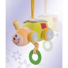 Baby Bow Pl&uuml;ss Zen&eacute;lő Doboz Vonat