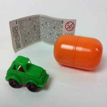Vegyes Meglepet&eacute;s Toj&aacute;s Kapszul&aacute;k J&aacute;t&eacute;kkal (100 db)