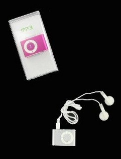 MP3 Lej&aacute;tsz&oacute; F&uuml;lhallgat&oacute;val - 4GB (Vegyes Sz&iacute;nek)