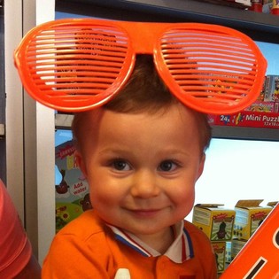 MEGA NARANCSS&Aacute;RGA SHUTTER SHADES SZEM&Uuml;VEG (8 db)