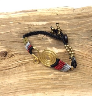 HANDMADE ORIGINALS Fekete Kark&ouml;t&otilde; (1 db)