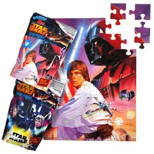 Star Wars kirak&oacute; meglepet&eacute;scsomagban (blindbag) 38,1 x 28,5 cm (12 db)