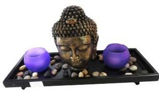 Buddha Dekorat&iacute;v Szobor M&eacute;csestart&oacute;val (1 db)