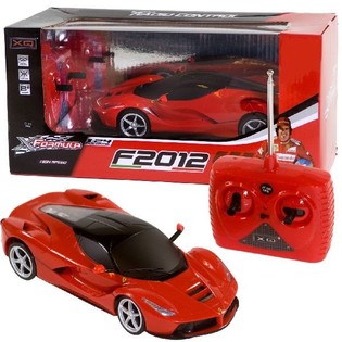 T&aacute;vir&aacute;ny&iacute;t&oacute;s Ferrari F-2012 Aut&oacute; 1:24 m&eacute;retar&aacute;ny (1 db)