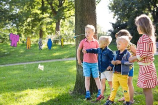 BS BUITENSPEEL &ndash; FA &Aacute;LLATI POPSI DOB&Aacute;L&Oacute;S J&Aacute;T&Eacute;K (2 db)