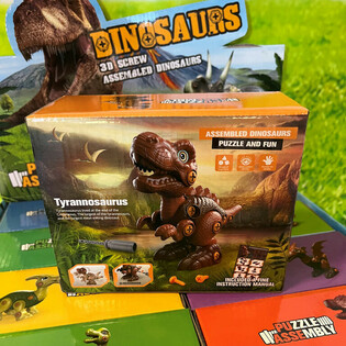 3D Dinoszaurusz &Eacute;p&iacute;tők&eacute;szlet D&iacute;szdobozban - Display (8 db)